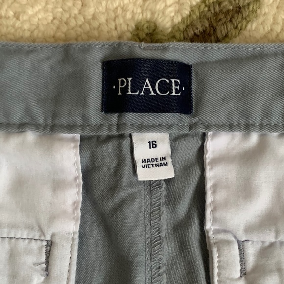 EUC The Children's Place Boys Gray Chino Shorts - Picture 4 of 7